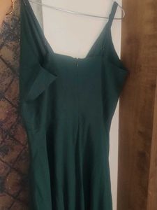 Elegant Dark Green Flowy Dress
