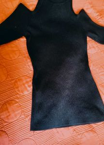 Black Cold Shoulder Ribbed Knit Top