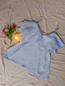 Shein Blue Ruffle Top💙