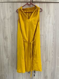 Stylish Sleeveless Yellow Midi Dress