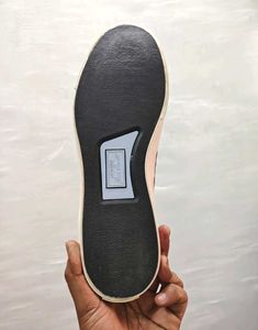 Classic Black Canvas Sneakers brand new no bill n