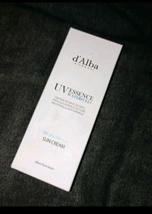 d'Alba UV Essence Waterfull Sun Cream