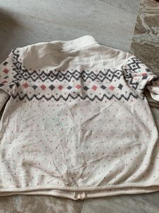 Uniqlo Cozy Geometric Pattern Zip-Up Sweater