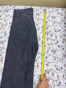 black high waisted jeans