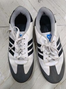 Adidas Sneakers - White/Grey