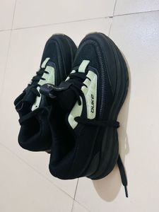 Duke Black Running Shoes