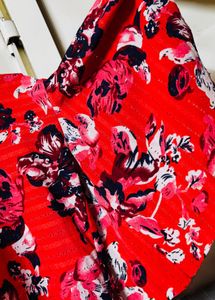 Chic Red Floral Print Bell Sleeve Top