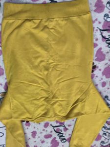 Vintage Yellow Unisex Sweat for 5-7 years kids