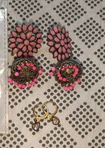 Bundle of 4 earrings