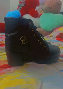 Black Boots Women