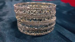 Silver Bangle Set of 4