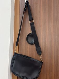 Chic Black Crossbody Bag with Pouch