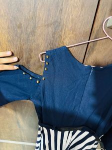 Chic Cold Shoulder Striped Dress