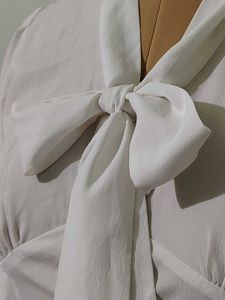 Chic White Bow Blouse
