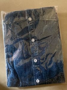 I Selling This Beautiful New Denim Shirt