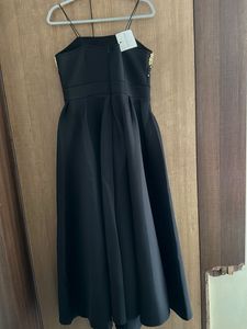 Elegant Black Embellished Party Dress