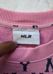Pink NY Yankees Sweatshirt