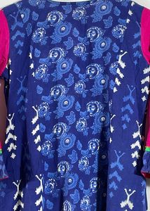 Women Blue Printed Kurti | Bust 34 | Waist 36 |
