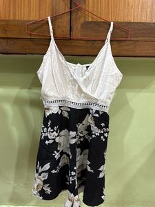 Chic Floral Print Mini play suit