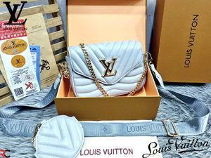 Louis Vuitton Crossbody Bag 😍