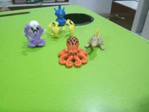 Kinder Joy edition dinosaurs, pink/fairies,