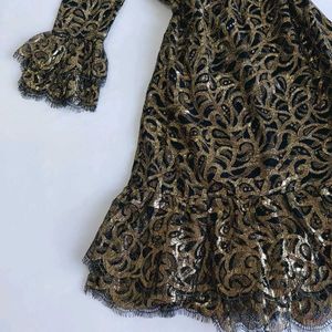 Michael Kors metallic Gold  Lace Dress✨️🪞