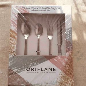 Oriflame Festive Rose Cutlery Set