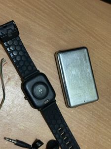 Smartwatch &amp; MP3 Player Bundle