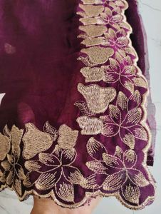 Beautiful Purple Saree with Lace Border