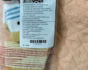 Babyhug Cute Cartoon Print mittens and socks (3-6