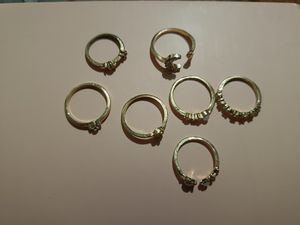Set of 7 dainty rings