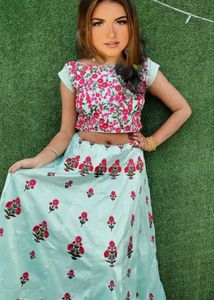 Beautiful Floral Print Lehenga Choli Set