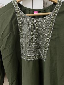 Elegant Olive Green Embroidered Kurta