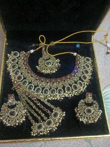 Elegant Indian Bridal Jewelry Set