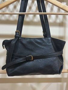 Chic Black Faux Leather Shoulder Bag