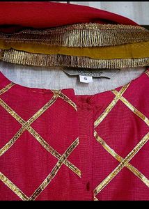 Lahenga Kurti Set