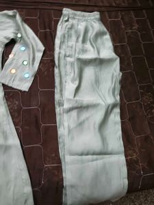 New stylish green cord set for women in XXL size
