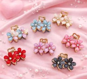Cute Flower Hair Claw Clips (Set of 3)