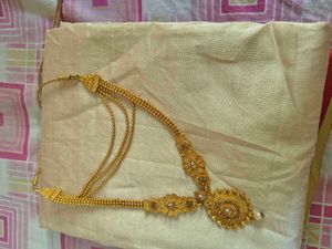 Elegant Cream &amp; Red Saree with Free Necklace