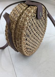 Diwaah Sling Bag