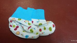 Baby gloves and Socks Set