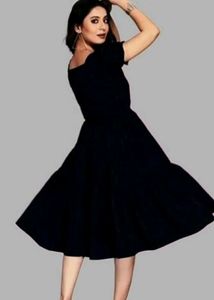 Chic Black Puff Sleeve Tiered Dress