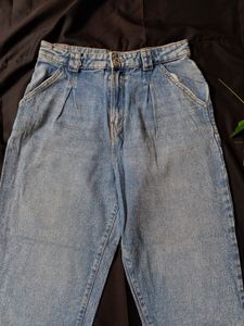 Light Wash Mom Jeans