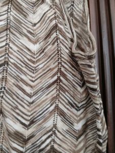 Stylish Sleeveless Chevron Print Top