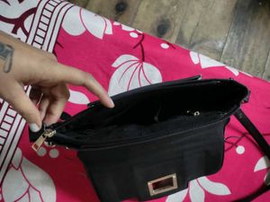 ❤‍🔥Black &amp; White Floral Laser Cut Bag