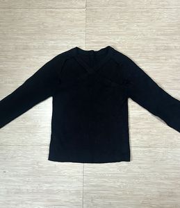 Chic Striped Cut-Out Long Sleeve Top