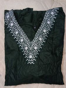 Elegant Embroidered Green Kurta