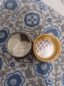 WOW ANTI ACNE NEEM TEA TREE CLAY FACE MASK