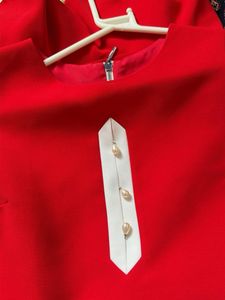 Elegant Red Dress with Ruffle Hem