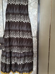 Stylish Ethnic Print Sleeveless Kurta